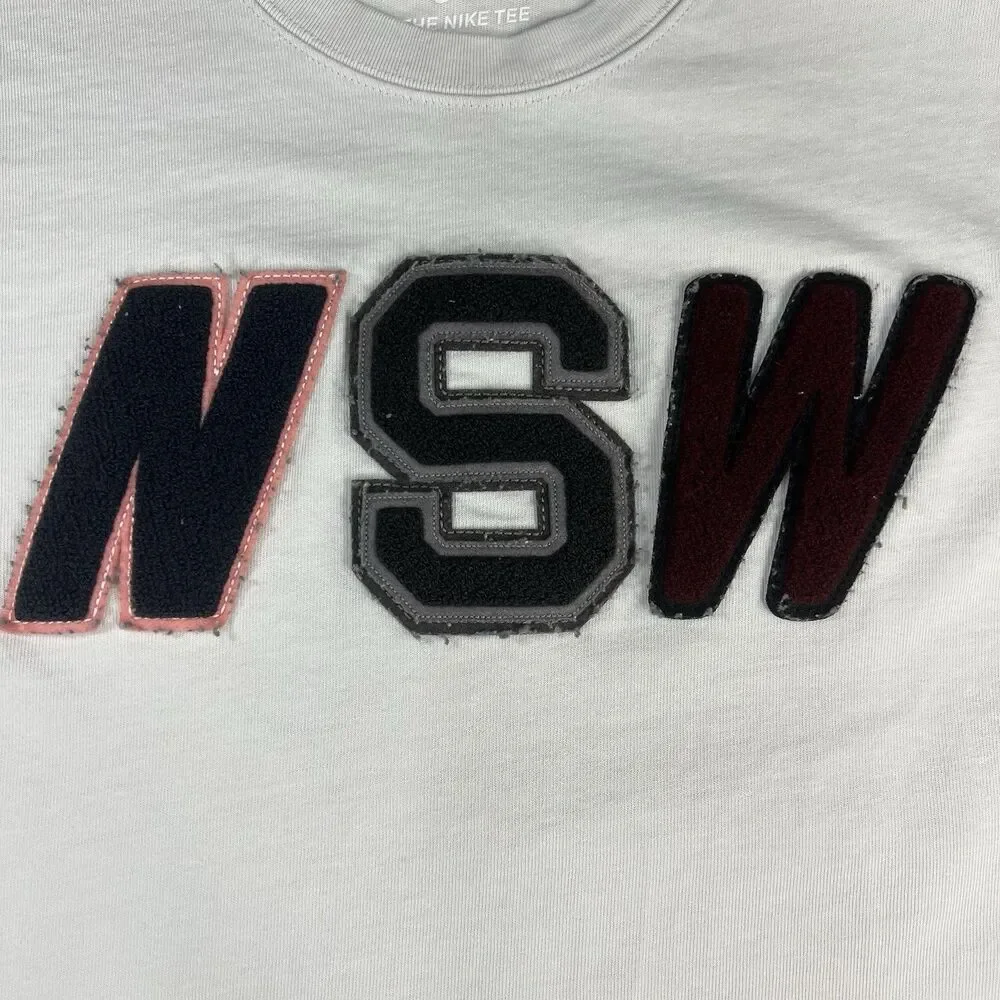 Nike NSW Sportswear MEN'S White Logo Tee 927396-091 Puff Print Embroidered Large